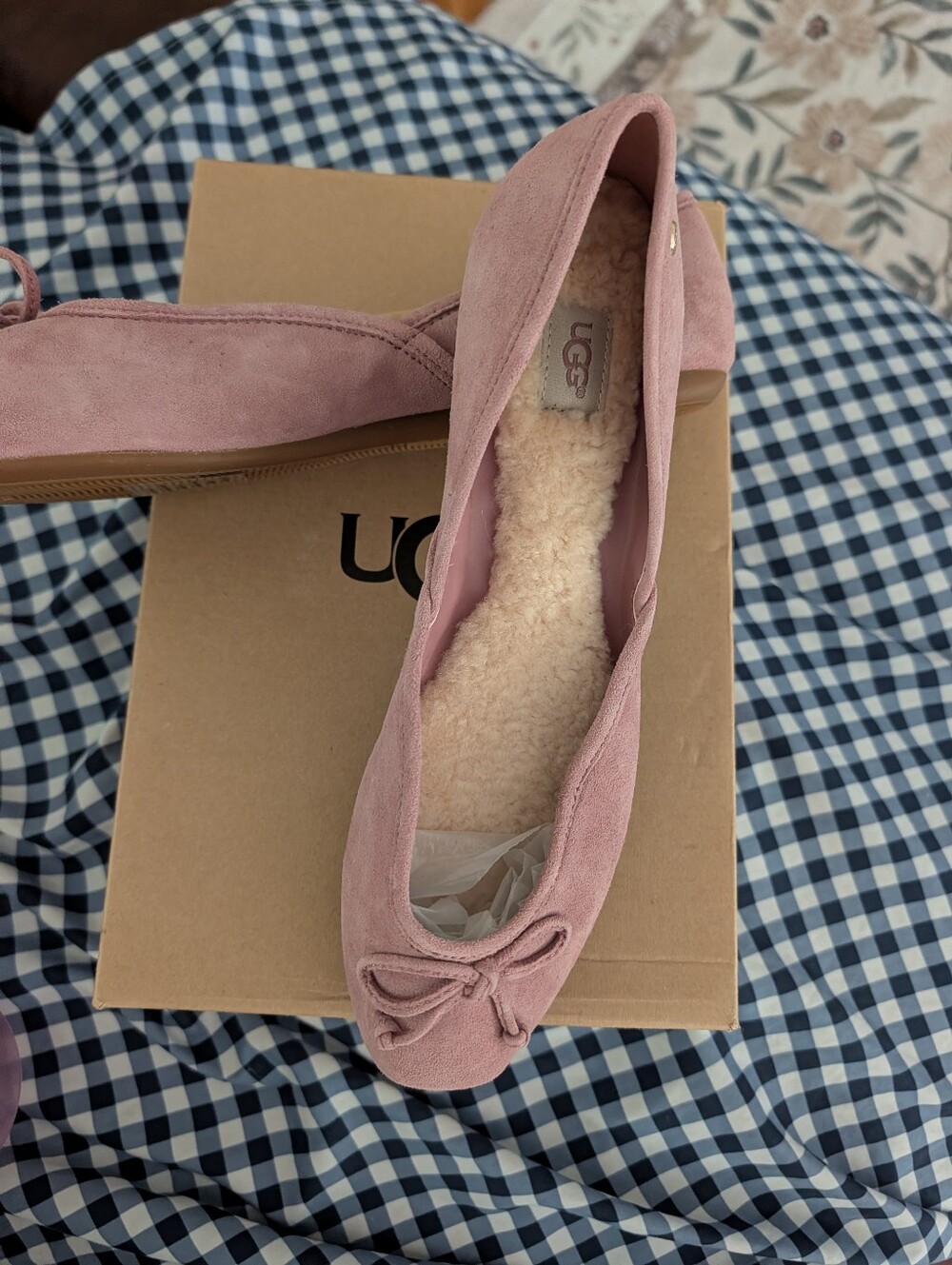 UGG Women's Pink Suede Bow-Front Slip-On Flats - Picture 3 of 5